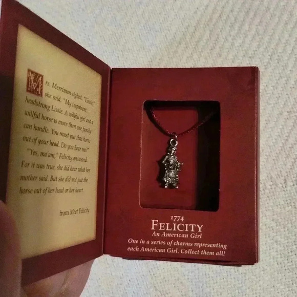 Felicity charm - Picture 1 of 4